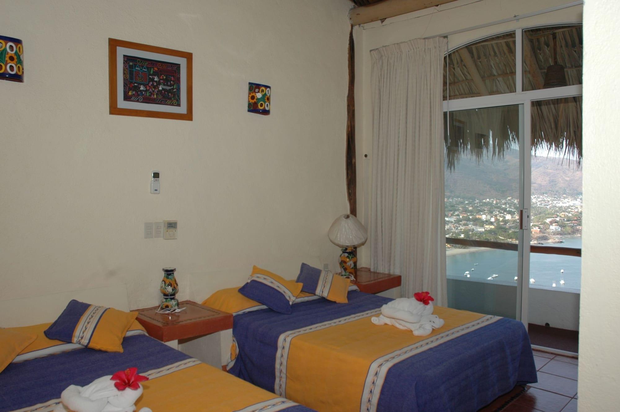 Villas El Morro Zihuatanejo Exterior photo