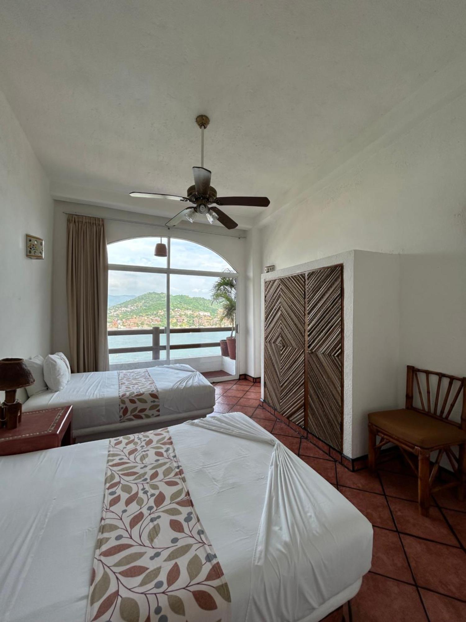 Villas El Morro Zihuatanejo Exterior photo