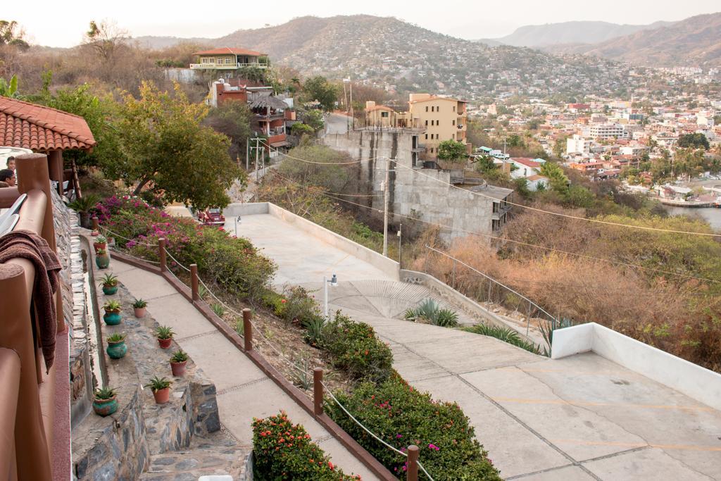 Villas El Morro Zihuatanejo Exterior photo